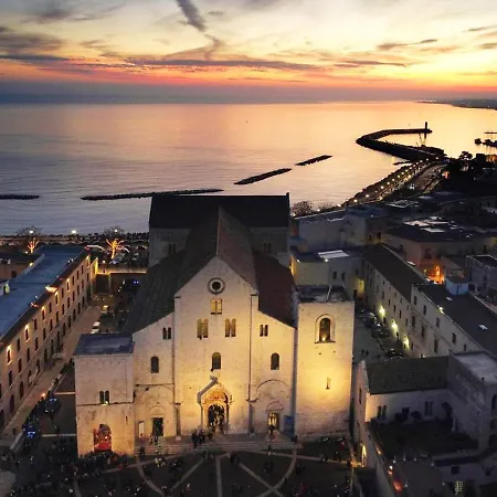 Saint George's House 3 Apartment