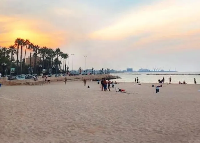 Saint George's House 3 *