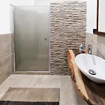 Saint George's House 3 Apartman Bari
