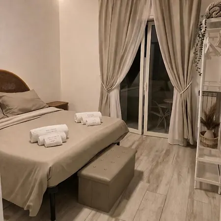 Saint George's House 3 * בארי