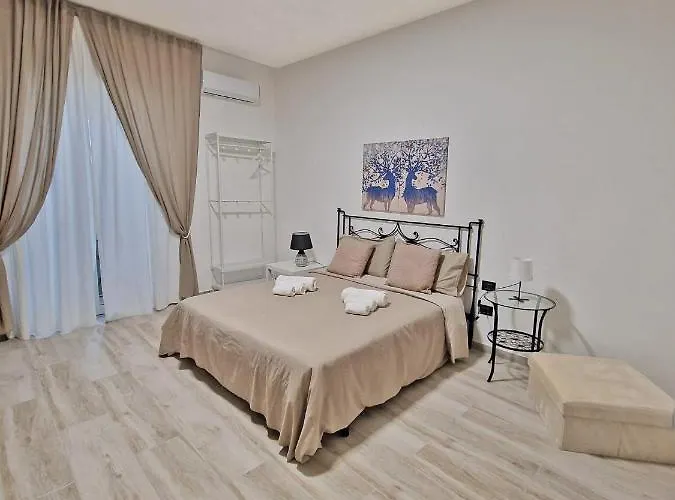 Saint George's House 3 * Bari
