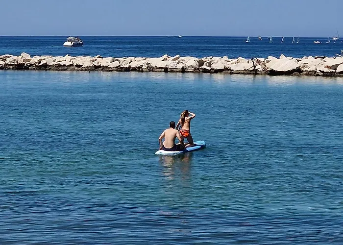 Saint George's House 3 * Bari